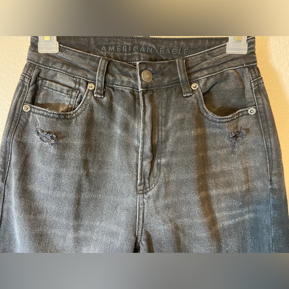 American Eagle Black Distressed Mom Jeans Size 00 - Picture 5 of 10